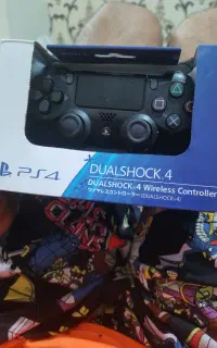 DUALSHOK. 4