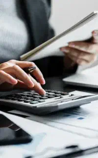 جویای کار  حسابداری و کمک حسابداری هستم