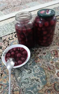 کمپوت گیلاس و آلبالو در شیشه ی یک و نیم کیلویی