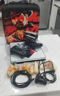 pes 4slim 500GB