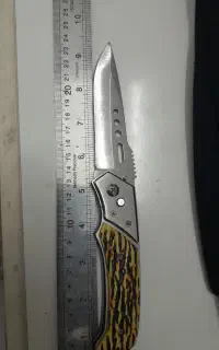 چاقو ضامن دار