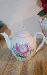 قوری چینی چای