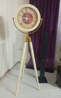 ساعت ایستاده فروشی