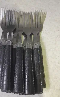 قوری و چنگال