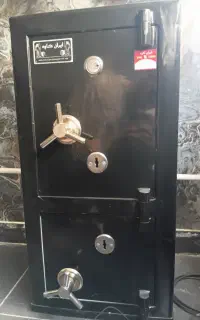 گاو صندوق دو طبقه