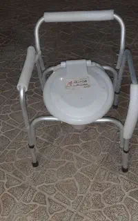 توالت فرنگی نو
