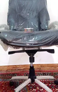 صندلی چرخ دار بزرگ مدیریتی اداری