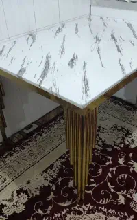 میز ناهار خوری تک در حد نو