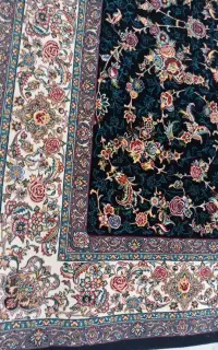 ۴ عدد فرش ۹ متری نو نو نو بفروش میرسید