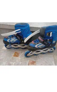 کفش اسکیت در حد خیلی نو