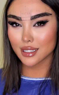 کاشت تخصصی ابرو دائمی