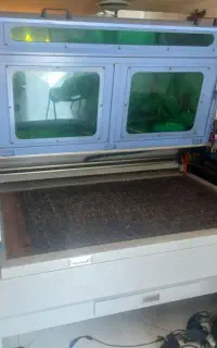 دستگاه برش لیزر