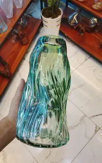 گلدان بلورین مدل موج آبی