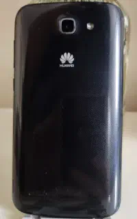 هواوی G730 سالم و روشن، فقط شیشهLCD ترک خورده