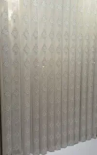 ۴مدل پرده آماده با تخفیف ویژه بعلت جمع آوری