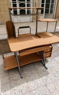 میز کامپیوتر حرفه ای