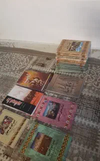 تعدادی کتاب تاریخی و فلسفی
