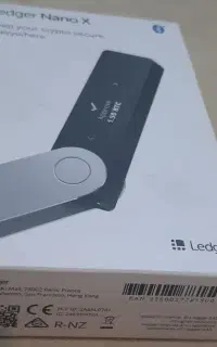 لجر نانو ایکس فرانسوی Ledger Nano X امکان