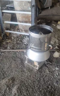 دیگ گلاب گیری