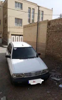 پراید سفیدرنگ مدل۸۹ بنزینی
