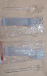 قاشق چنگال پلاستیکی