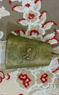 زنگوله شیر نشان