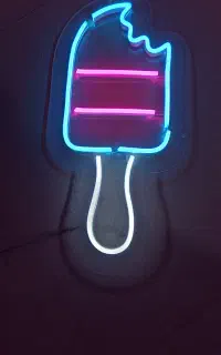 نئون بستنی