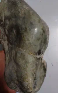 راهنمایی کنید چه سنگیه چقدر ارزش داره