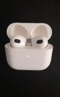 ایرپاد هندسفری airpod ۳