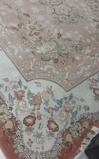 دو تخته فرش ۱۲ و ۶ متری سالم و تمیز