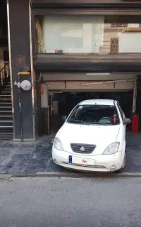 تیبا صندوق دار