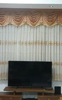 پرده پذیرای  وکنار پرده