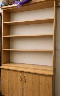 کتابخونه چوبی ( با تخفیف بسیار زیاد)