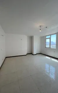 آپارتمان ۹۰ متری بهارستان فاز یک