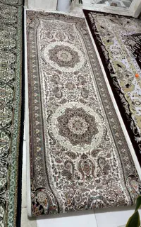 قالیچه راهرویی در حد نو