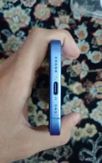 آیفون ۱۶ نرمال