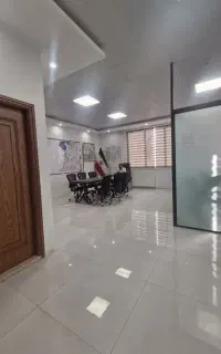استخدام مشاور حرفه ای املاک