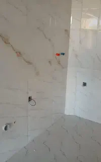کاشی کاری و سیمانکاری و کف سازی