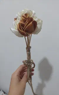 گل مصنوعی دستساز