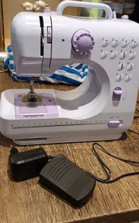 چرخ خیاطی گلدوزی