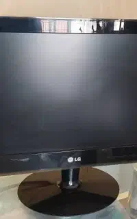 مانیتور LG 19 inch
