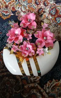 گل و گلدان