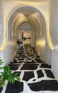 عکاسی و آتلیه نازنین