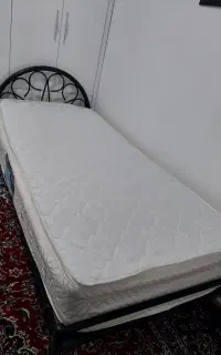 تخت و تشک