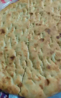 خوردنی نان تنوری