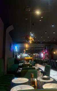 پیک/سالن دار/فستفودکاربابالاترین حقوق ومزایا