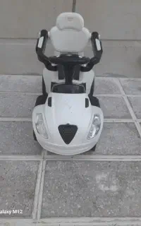 ماشین  حمل کودک