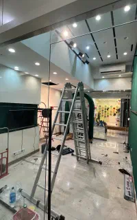 برقکار سیار و خرده کاری شبانه روزی