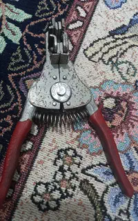 سیم لخت کن