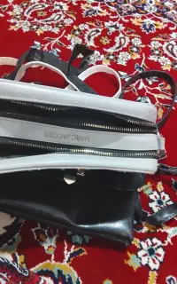 تعدادی کیف درحدنو
